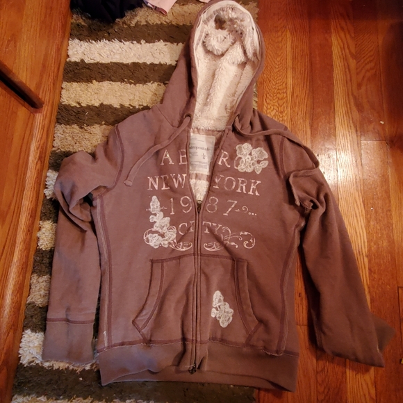 Cozy Outfit - Picture 13 of 15